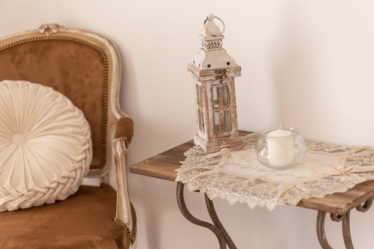 B&B Dimora Mazzarino เนเปิลส์ ภายนอก รูปภาพ