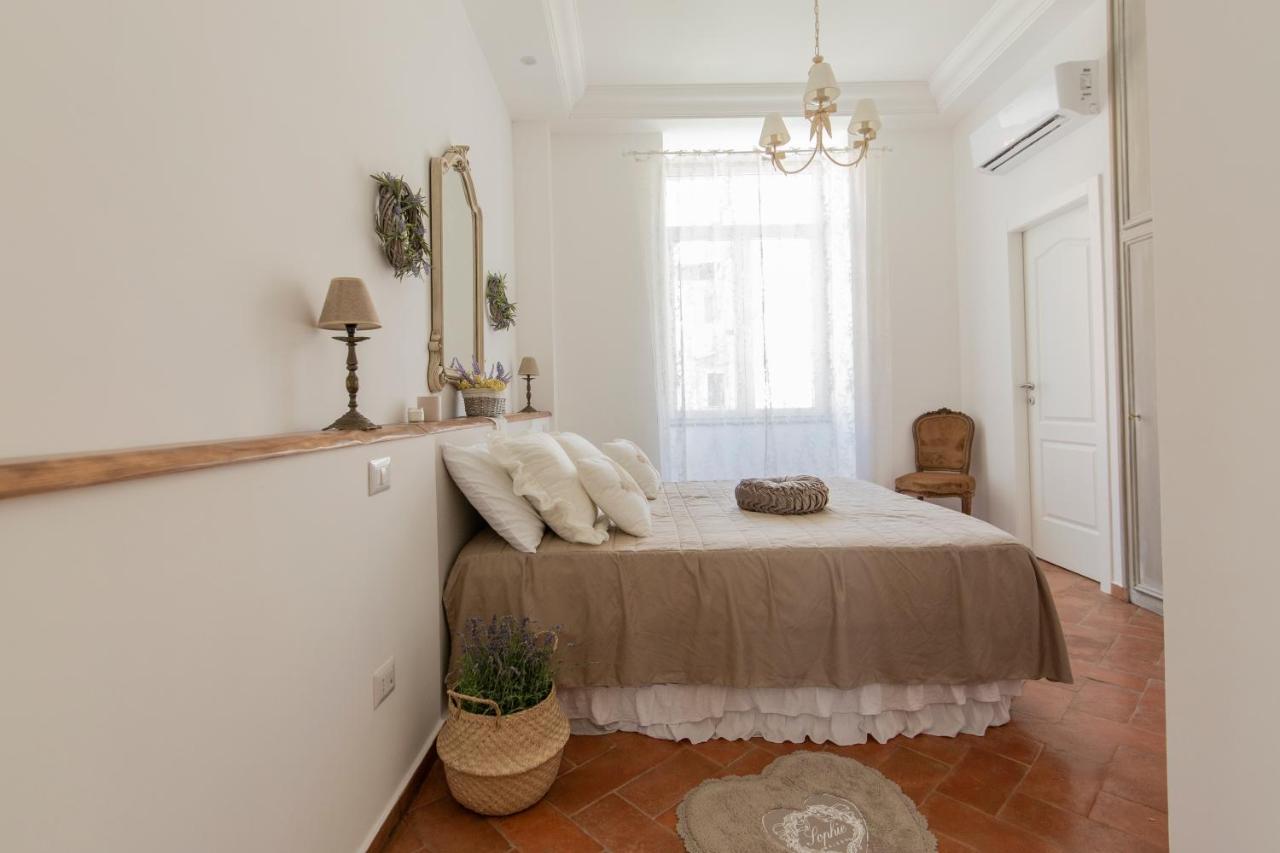 B&B Dimora Mazzarino เนเปิลส์ ภายนอก รูปภาพ