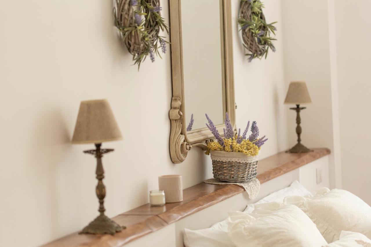 B&B Dimora Mazzarino เนเปิลส์ ภายนอก รูปภาพ